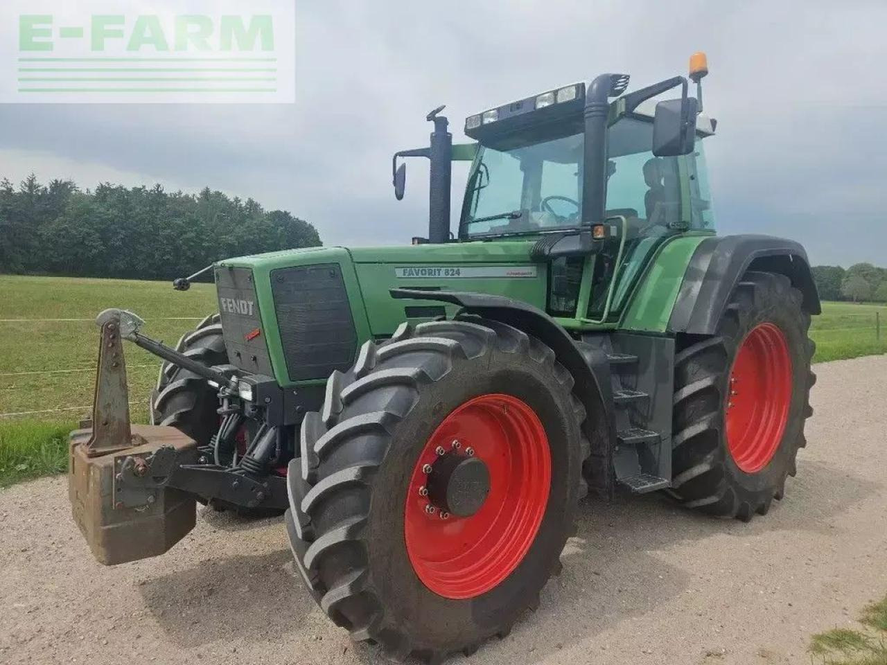 Fendt favorit 824 turboshift ( 816 818 822 ) - Трактор: фото 3 Fendt favorit 824 turboshift ( 816 818 822 ) - Трактор: фото 3