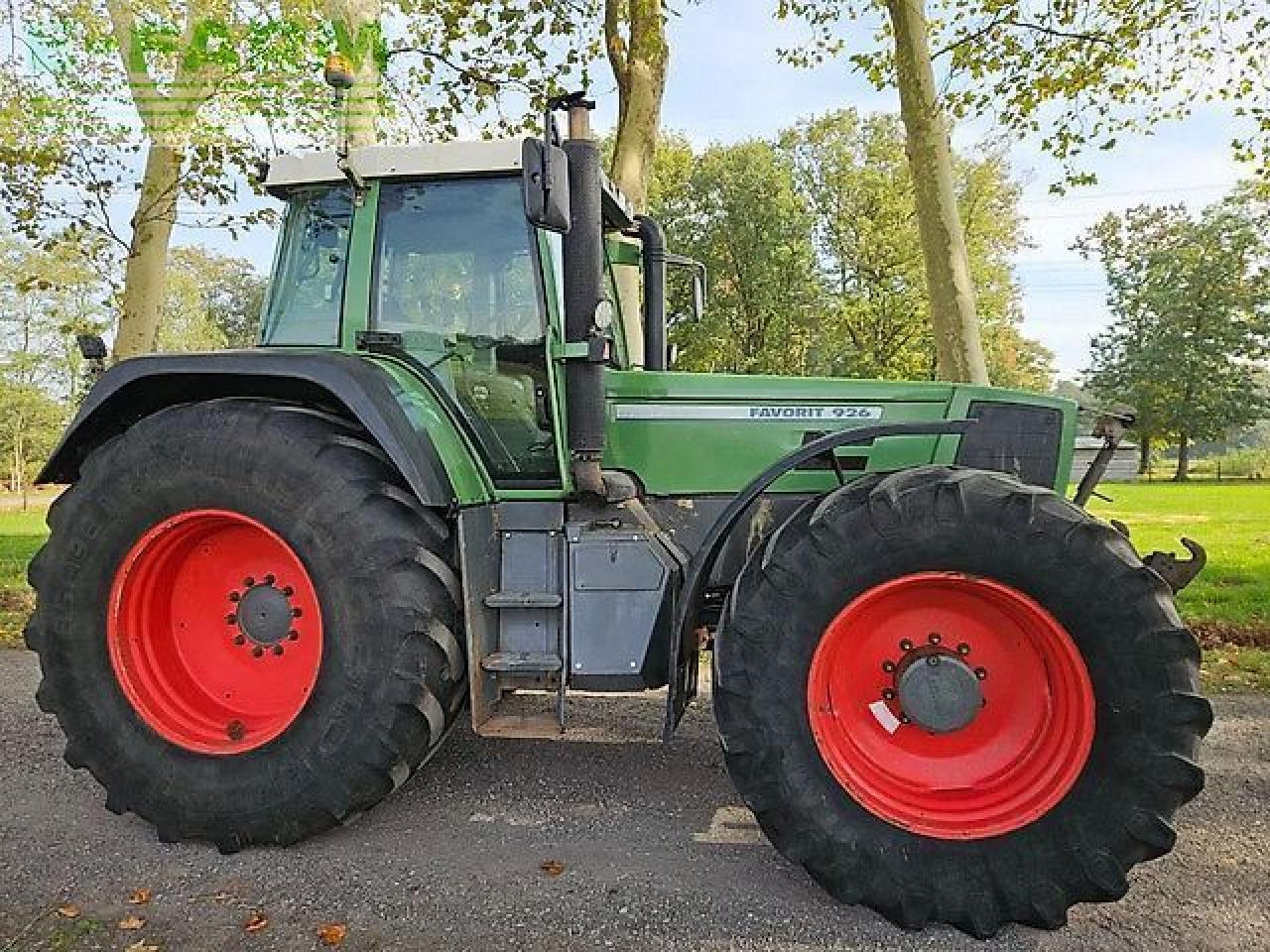 Fendt favorit 926 gen1 jahre 2000 mit rüfa 924 920 916 - Трактор: фото 1 Fendt favorit 926 gen1 jahre 2000 mit rüfa 924 920 916 - Трактор: фото 1