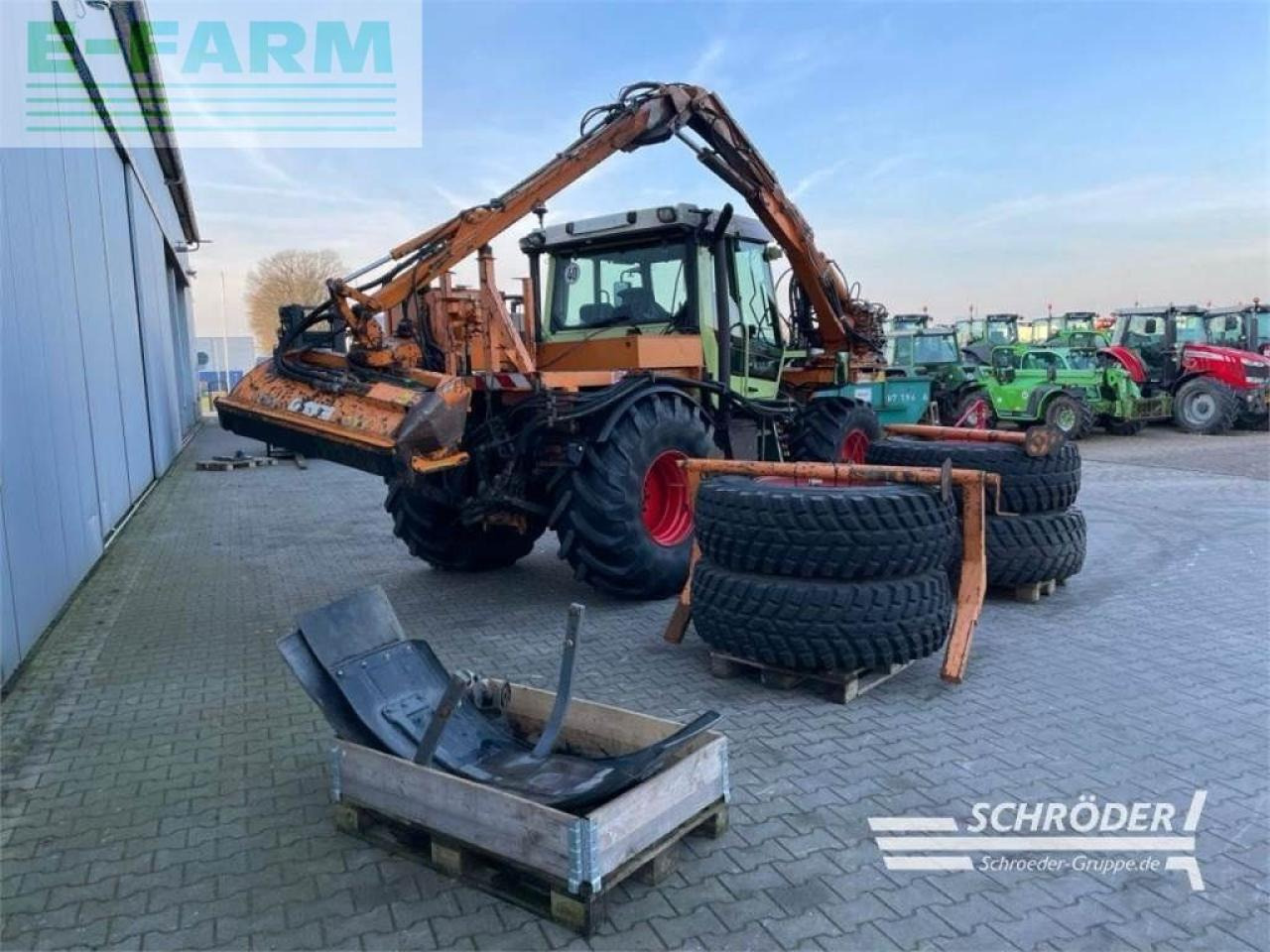 Fendt xylon 524 - Трактор: фото 3 Fendt xylon 524 - Трактор: фото 3