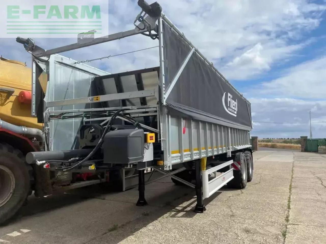 Fliegl abschiebe-sattelauflieger ass 298 agro-truck - Сільськогосподарський причіп самоскид: фото 3 Fliegl abschiebe-sattelauflieger ass 298 agro-truck - Сільськогосподарський причіп самоскид: фото 3