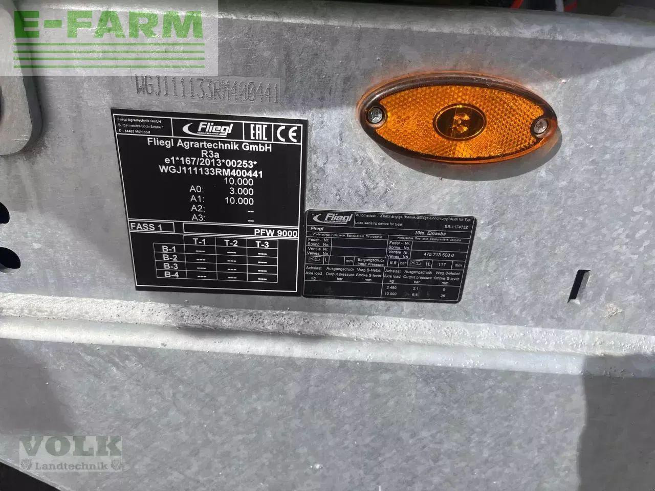 Fliegl pfw 9000 poly line einachs - Обприскувач самохідний: фото 3 Fliegl pfw 9000 poly line einachs - Обприскувач самохідний: фото 3