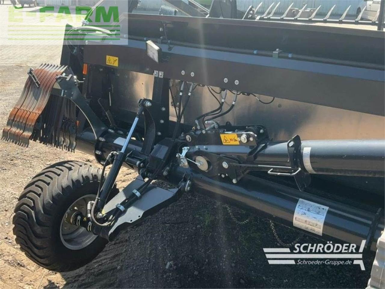 Geringhoff 10,65m bandschneidwerk truflex 35 +wagen - Обладнання для кормозбирального комбайну: фото 5 Geringhoff 10,65m bandschneidwerk truflex 35 +wagen - Обладнання для кормозбирального комбайну: фото 5