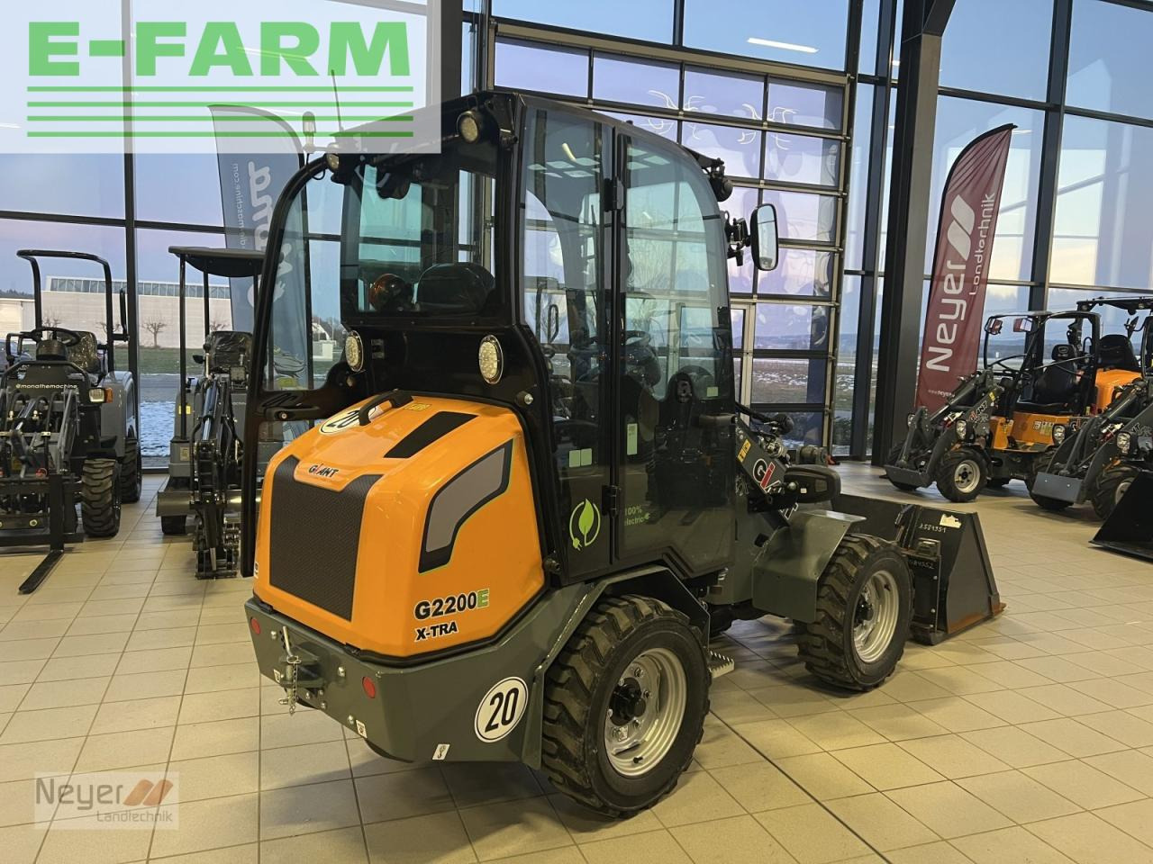 Giant elektro g2200e x-tra - Міні-екскаватор: фото 2 Giant elektro g2200e x-tra - Міні-екскаватор: фото 2