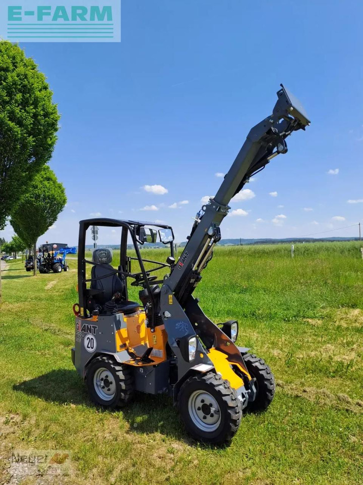Giant g1200 tele - Колісний навантажувач: фото 3 Giant g1200 tele - Колісний навантажувач: фото 3