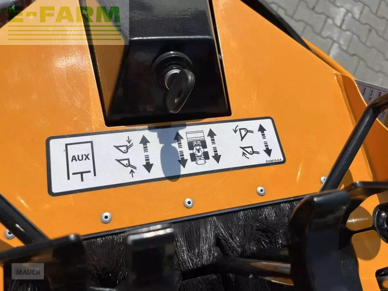 Giant sk 202d neuwertig inkl. schaufel & pg - Колісний навантажувач: фото 2 Giant sk 202d neuwertig inkl. schaufel & pg - Колісний навантажувач: фото 2