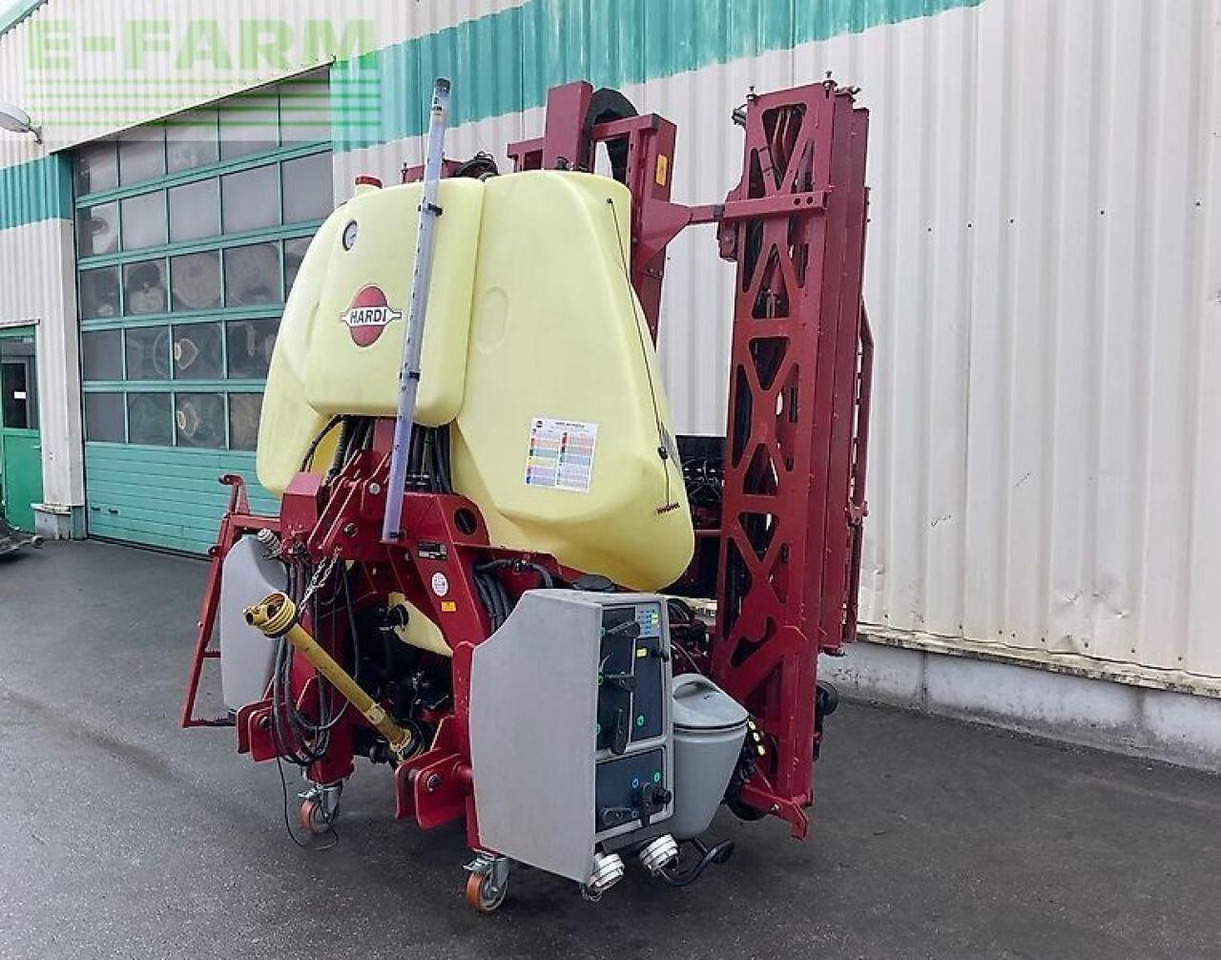 Hardi mega 1200 - Обприскувач причіпний: фото 1 Hardi mega 1200 - Обприскувач причіпний: фото 1