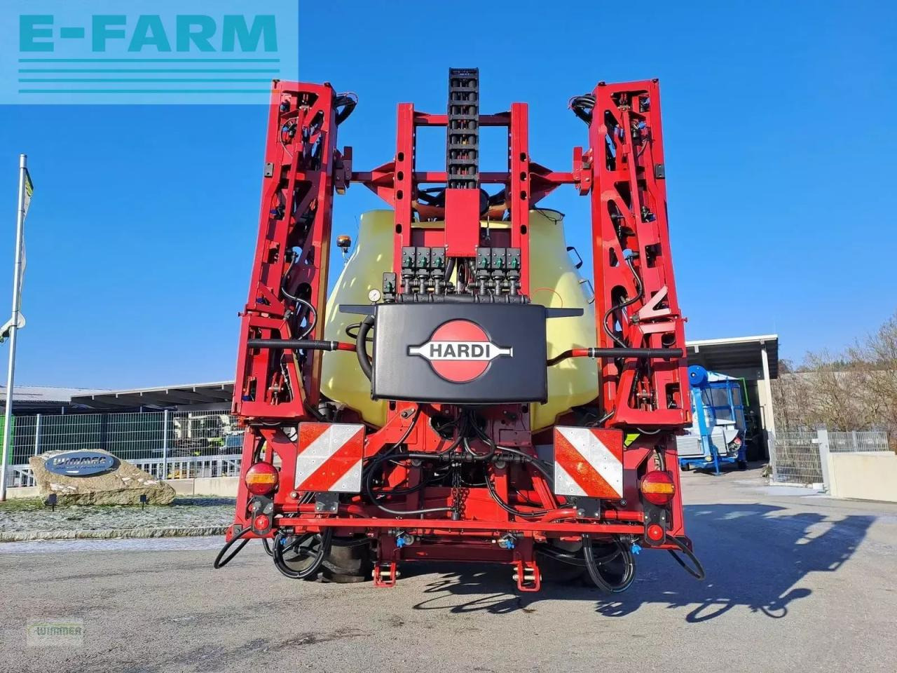 Hardi mega 1200l smartcom i - Обприскувач причіпний: фото 1 Hardi mega 1200l smartcom i - Обприскувач причіпний: фото 1