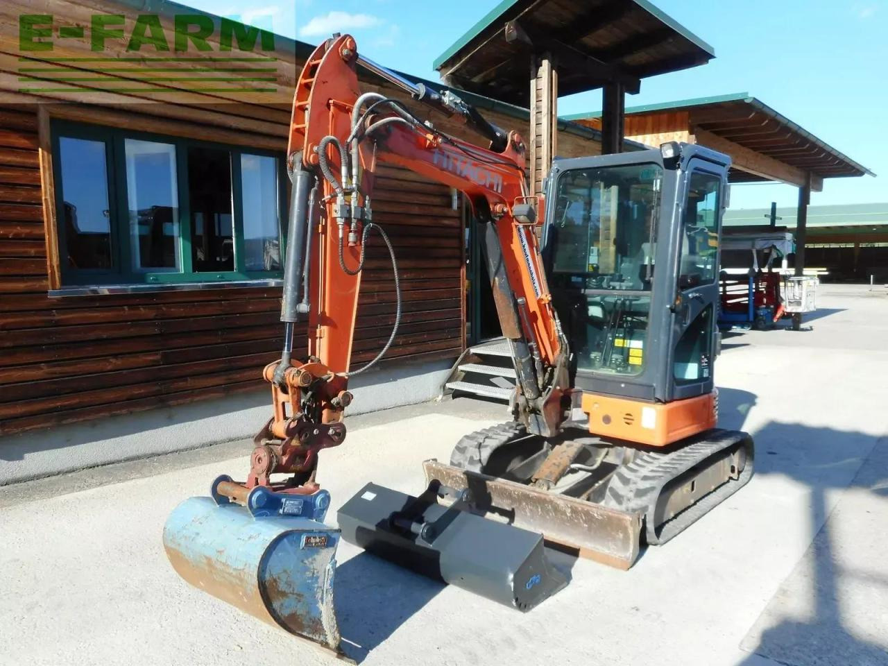 Hitachi zx26u-6 ( 2.740kg ) powertilt - Міні-екскаватор: фото 2 Hitachi zx26u-6 ( 2.740kg ) powertilt - Міні-екскаватор: фото 2