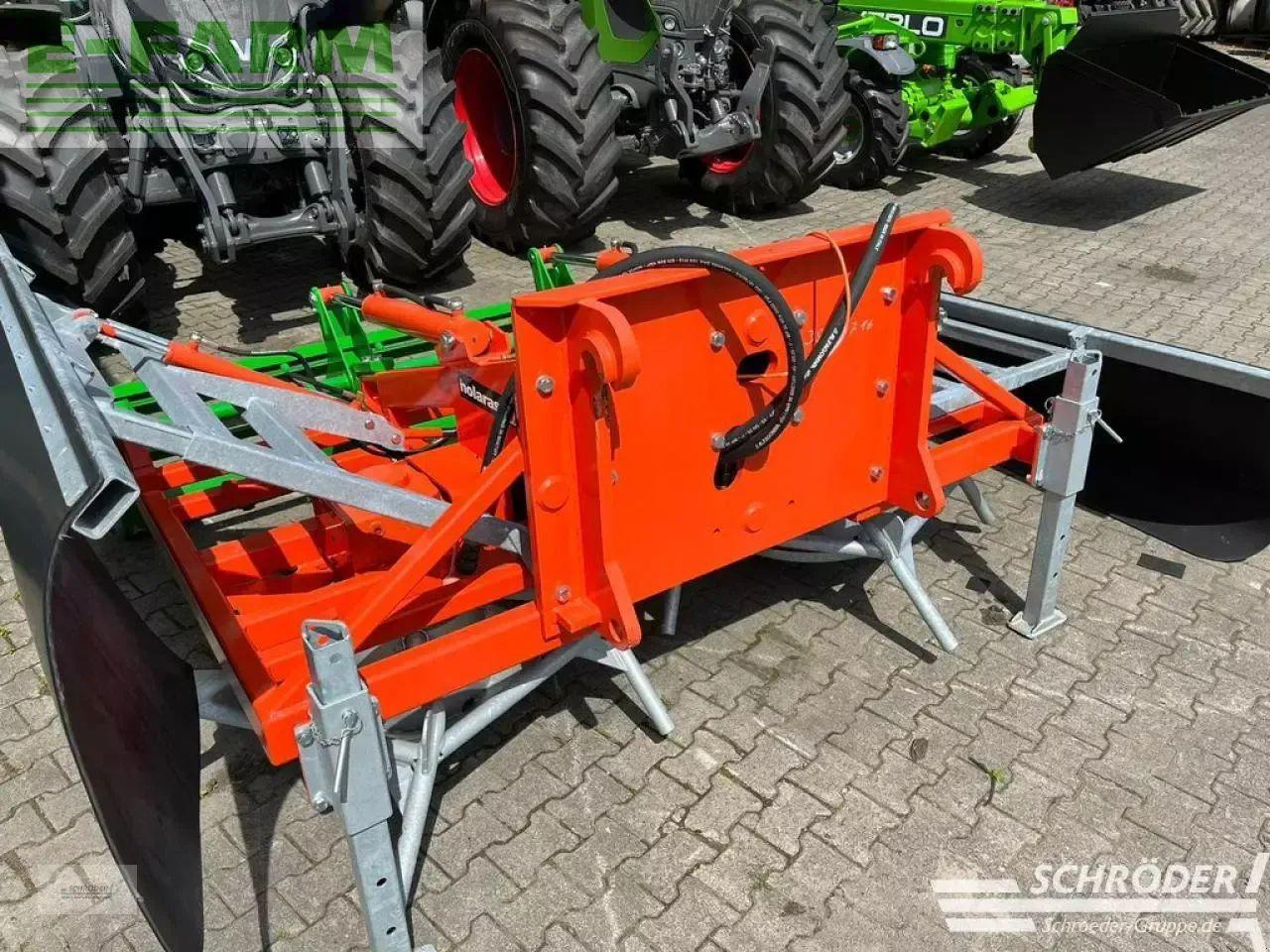 Holaras jumbo ks-shb / volvo aufnahme - Техніка для силосу: фото 1 Holaras jumbo ks-shb / volvo aufnahme - Техніка для силосу: фото 1