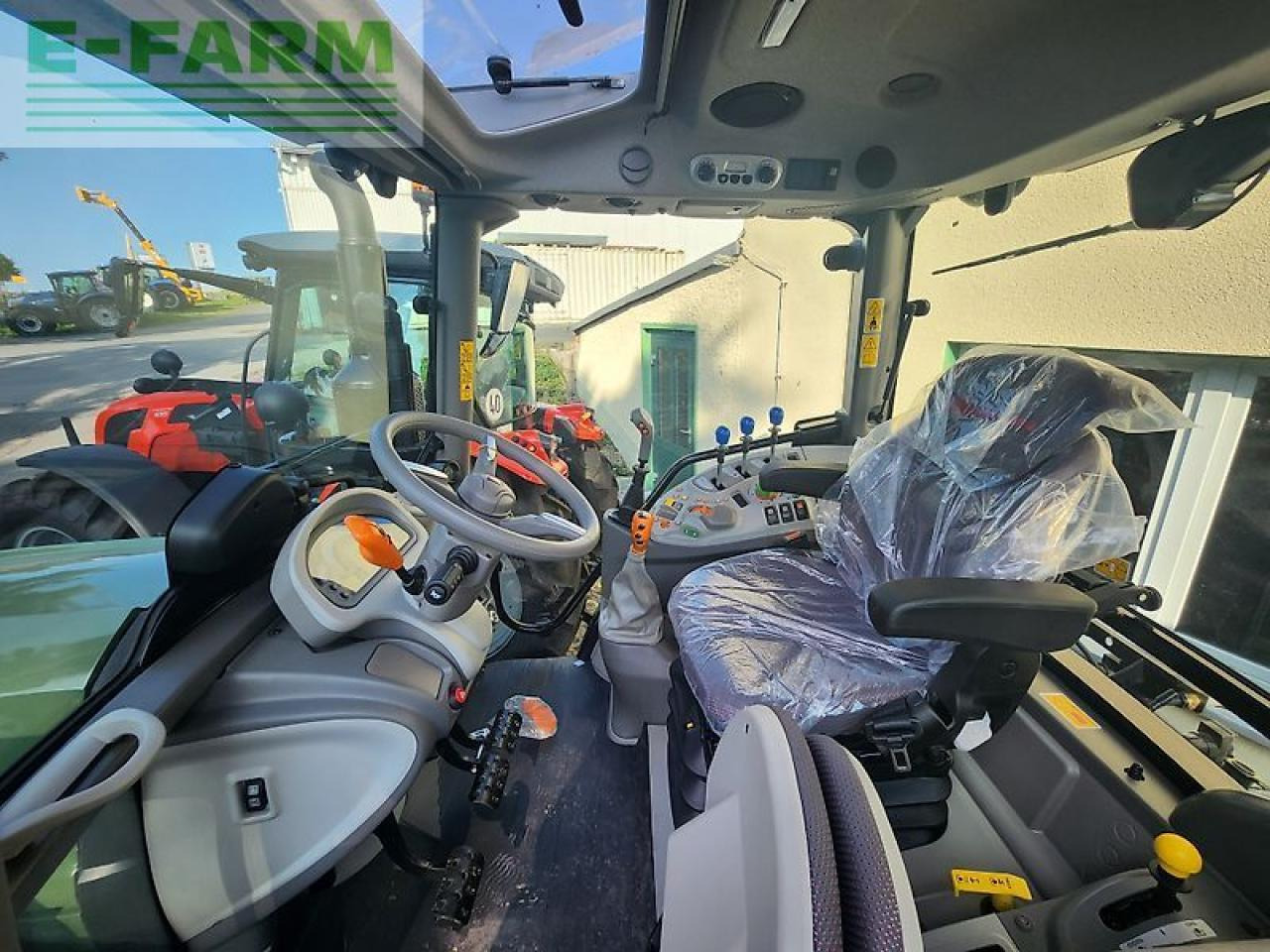 Hürlimann xb 125 gs mit fronthydraulik !!! - Трактор: фото 5 Hürlimann xb 125 gs mit fronthydraulik !!! - Трактор: фото 5