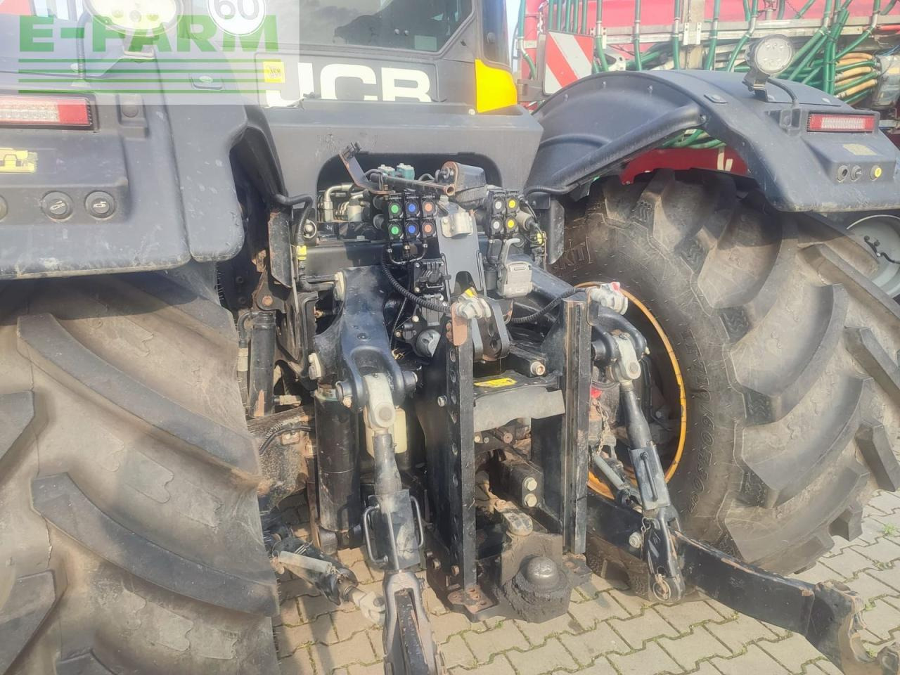 Трактор JCB 4220 fastrac: фото 7