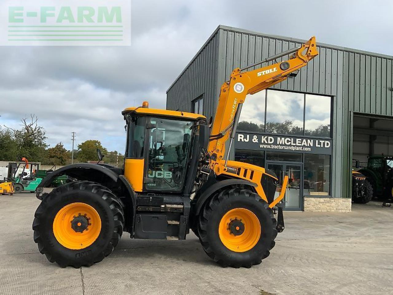 JCB 4220 fastrac (st24632) - Трактор: фото 1 JCB 4220 fastrac (st24632) - Трактор: фото 1