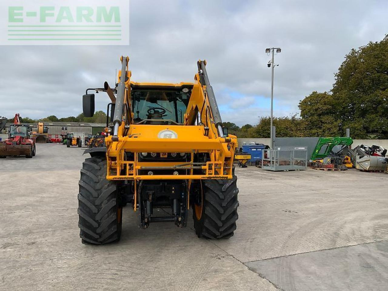 JCB 4220 fastrac (st24632) - Трактор: фото 4 JCB 4220 fastrac (st24632) - Трактор: фото 4