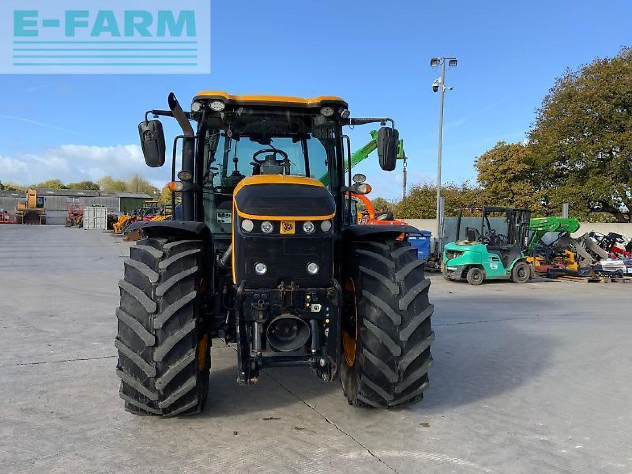 JCB 4220 fastrac tractor (st24436) - Трактор: фото 3 JCB 4220 fastrac tractor (st24436) - Трактор: фото 3