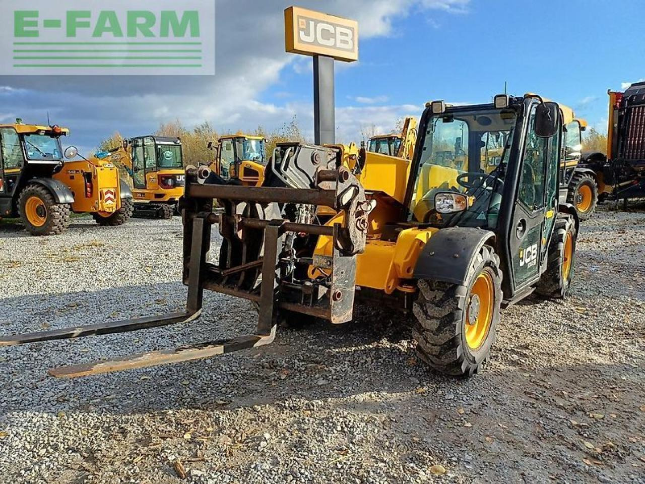 JCB 525-60 agri plus - Колісний навантажувач: фото 2 JCB 525-60 agri plus - Колісний навантажувач: фото 2