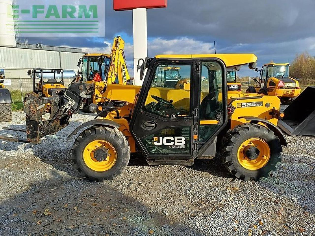 JCB 525-60 agri plus - Колісний навантажувач: фото 1 JCB 525-60 agri plus - Колісний навантажувач: фото 1