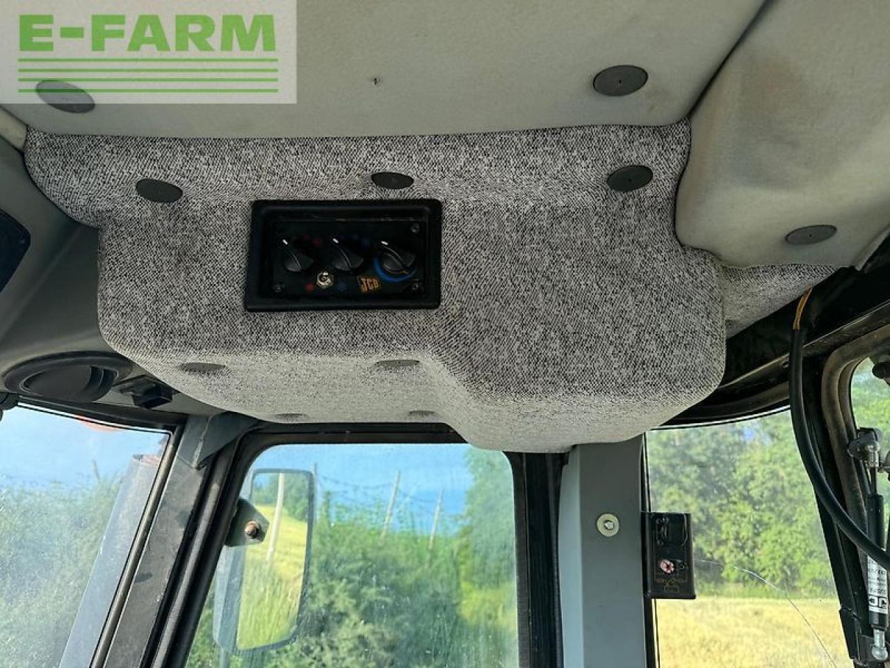 Трактор JCB fastrac 3185 smothshift: фото 15