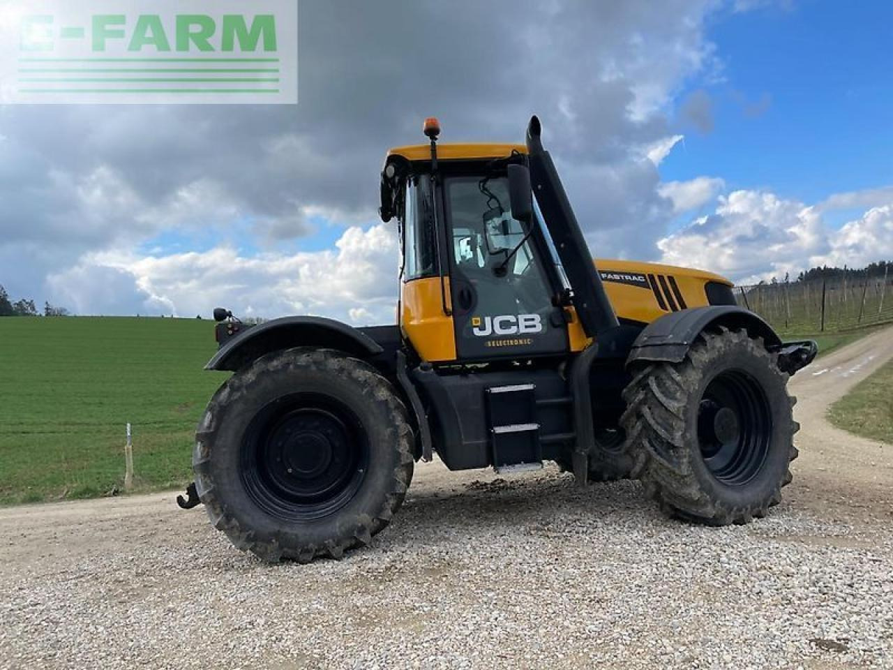 JCB fastrac 3230 xtrac - Трактор: фото 5 JCB fastrac 3230 xtrac - Трактор: фото 5