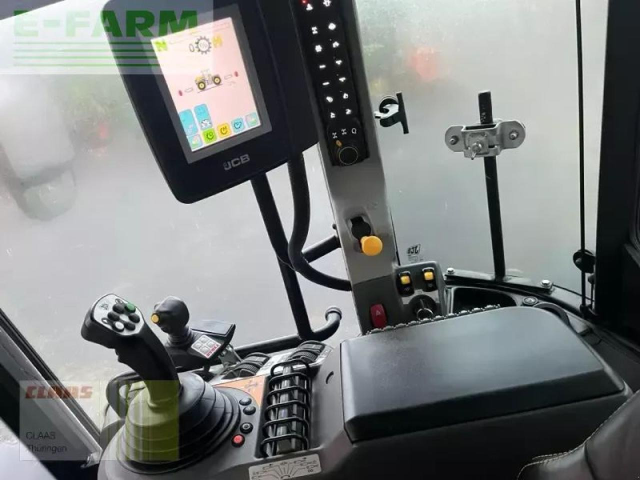 JCB fastrac 4220 - Трактор: фото 5 JCB fastrac 4220 - Трактор: фото 5