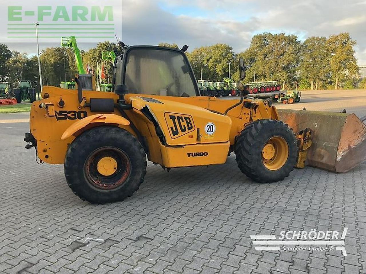 JCB slp 530-70 + palettengabel & schaufel - Навантажувач телескопічний: фото 4 JCB slp 530-70 + palettengabel & schaufel - Навантажувач телескопічний: фото 4