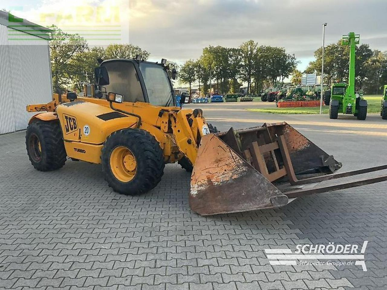 JCB slp 530-70 + palettengabel & schaufel - Навантажувач телескопічний: фото 3 JCB slp 530-70 + palettengabel & schaufel - Навантажувач телескопічний: фото 3