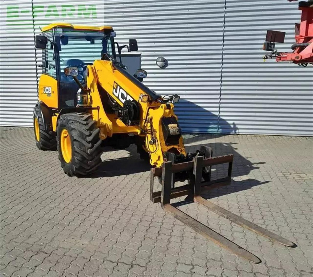 JCB tm180 telelæsser - Навантажувач телескопічний: фото 1 JCB tm180 telelæsser - Навантажувач телескопічний: фото 1