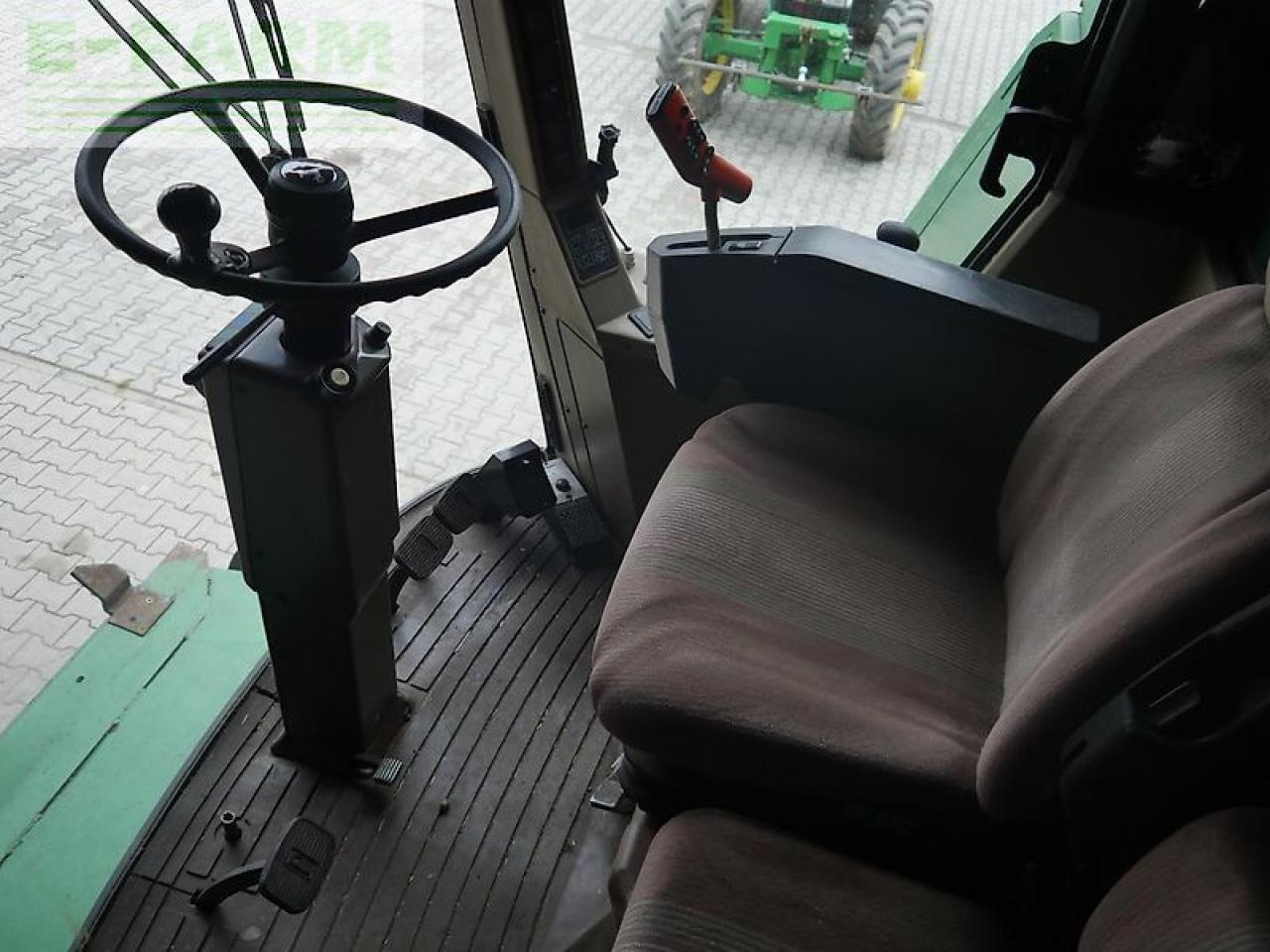 John Deere 2064 + 6m schneidwerk - Зернозбиральний комбайн: фото 4 John Deere 2064 + 6m schneidwerk - Зернозбиральний комбайн: фото 4