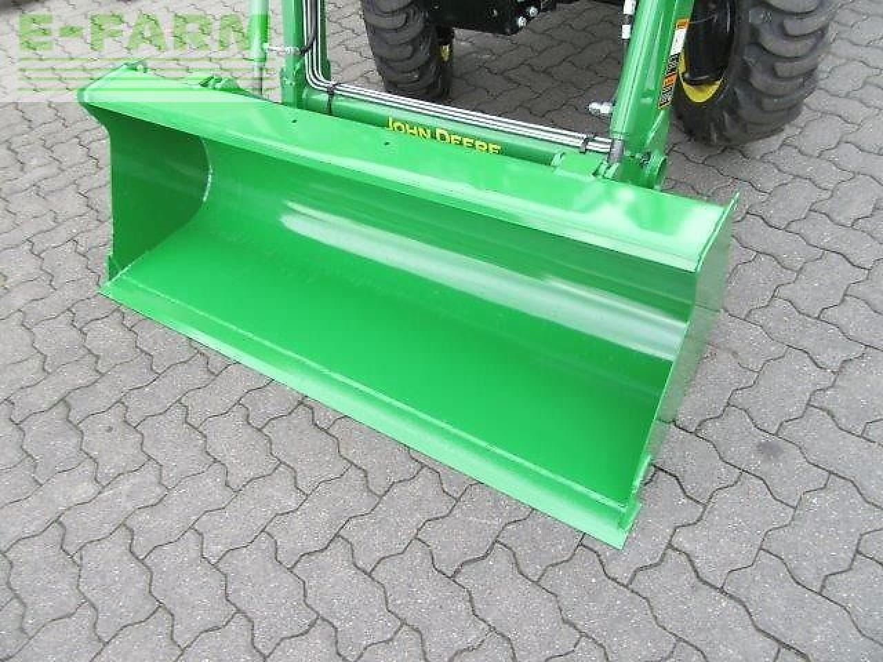 Трактор John Deere 3038e 300e: фото 7