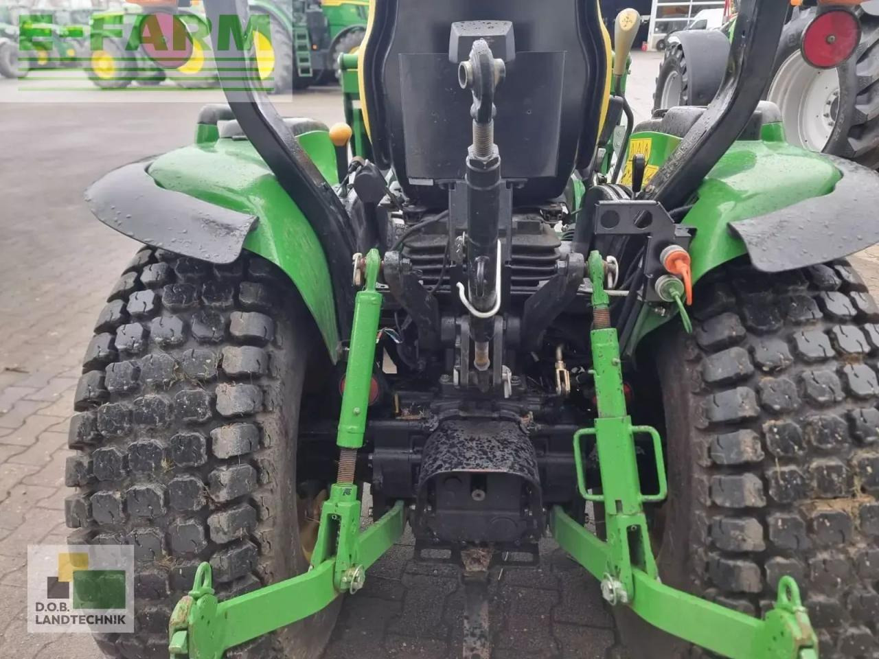 John Deere 3520 e-hydro - Трактор: фото 5 John Deere 3520 e-hydro - Трактор: фото 5