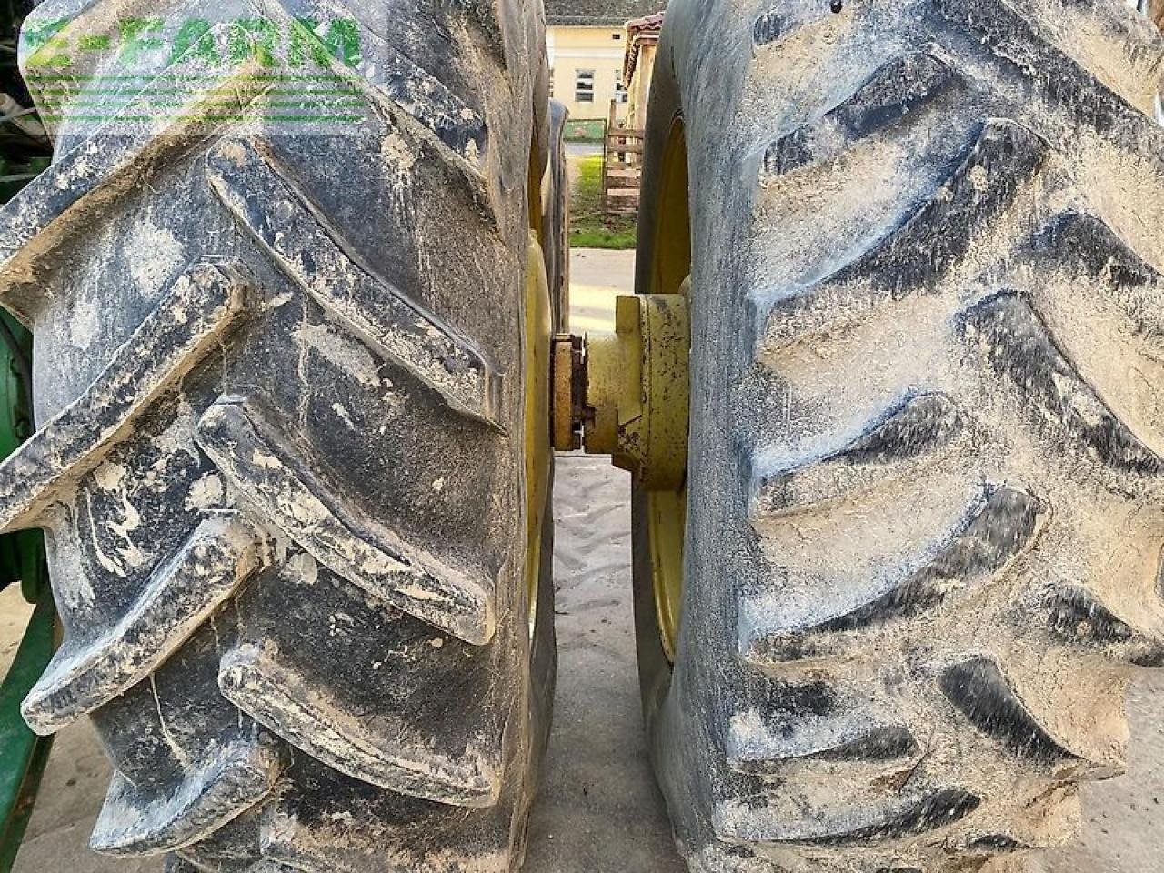 Трактор John Deere 4755: фото 6