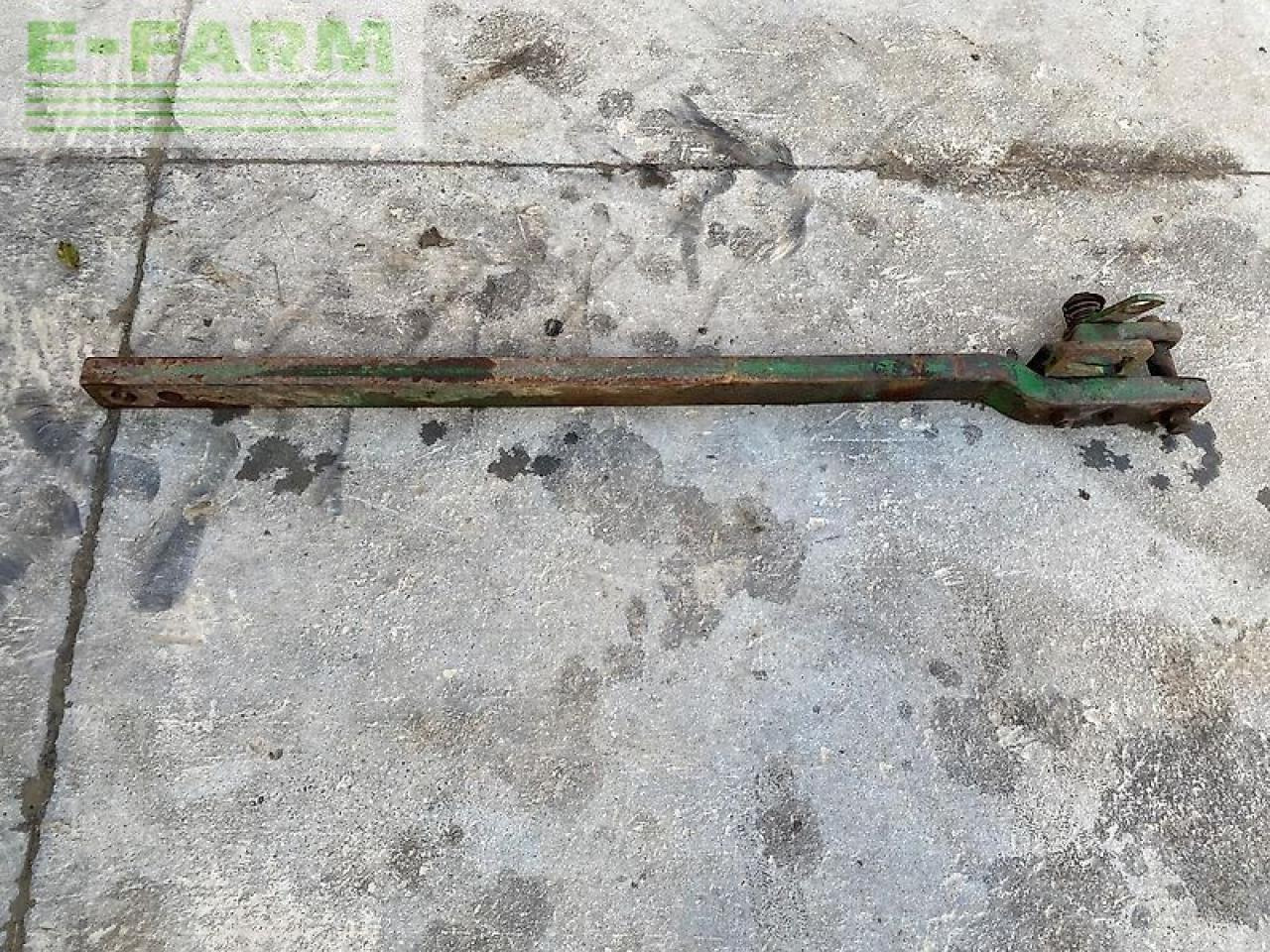 Трактор John Deere 4755: фото 27