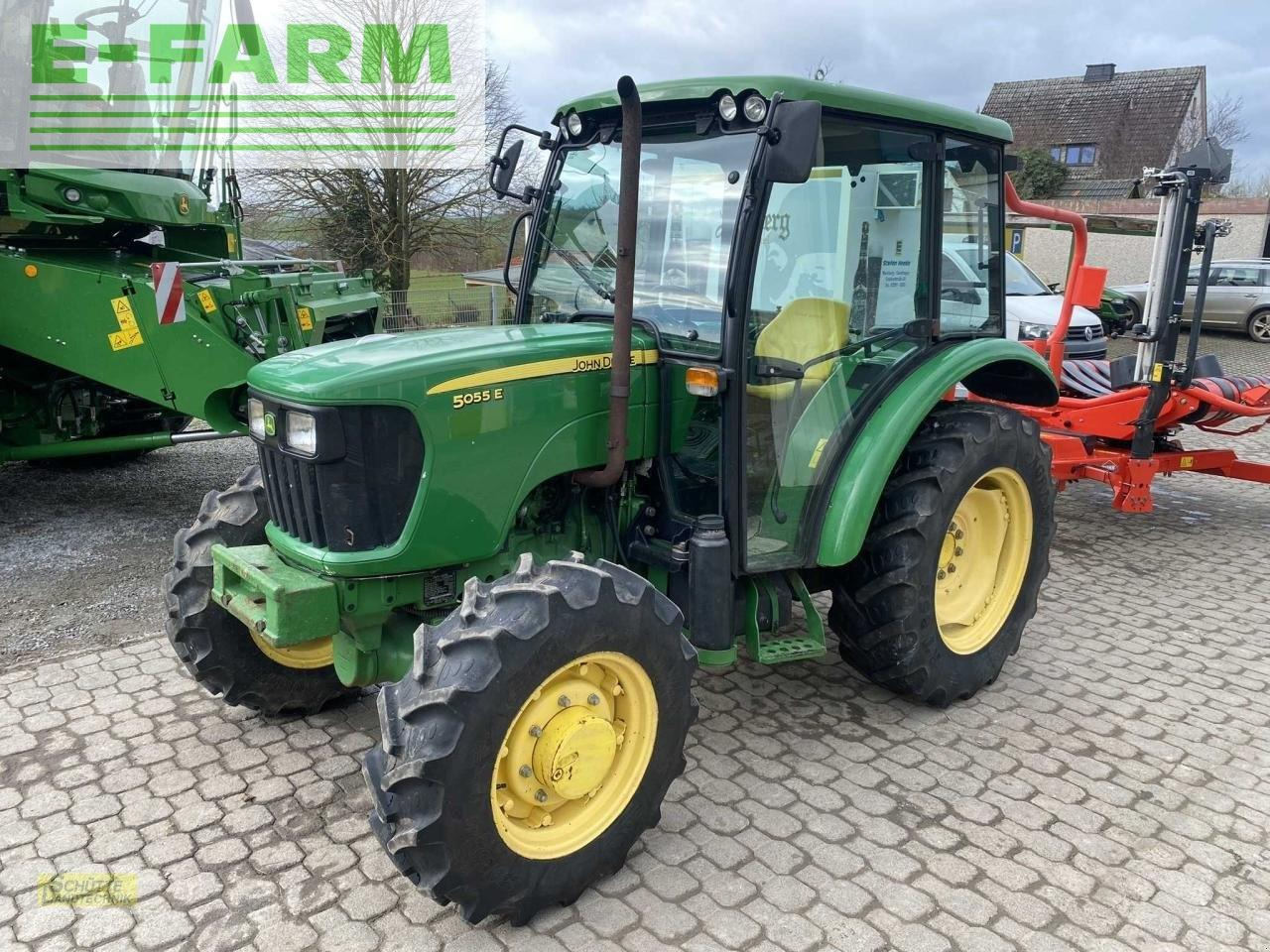 John Deere 5055e - Трактор: фото 2 John Deere 5055e - Трактор: фото 2