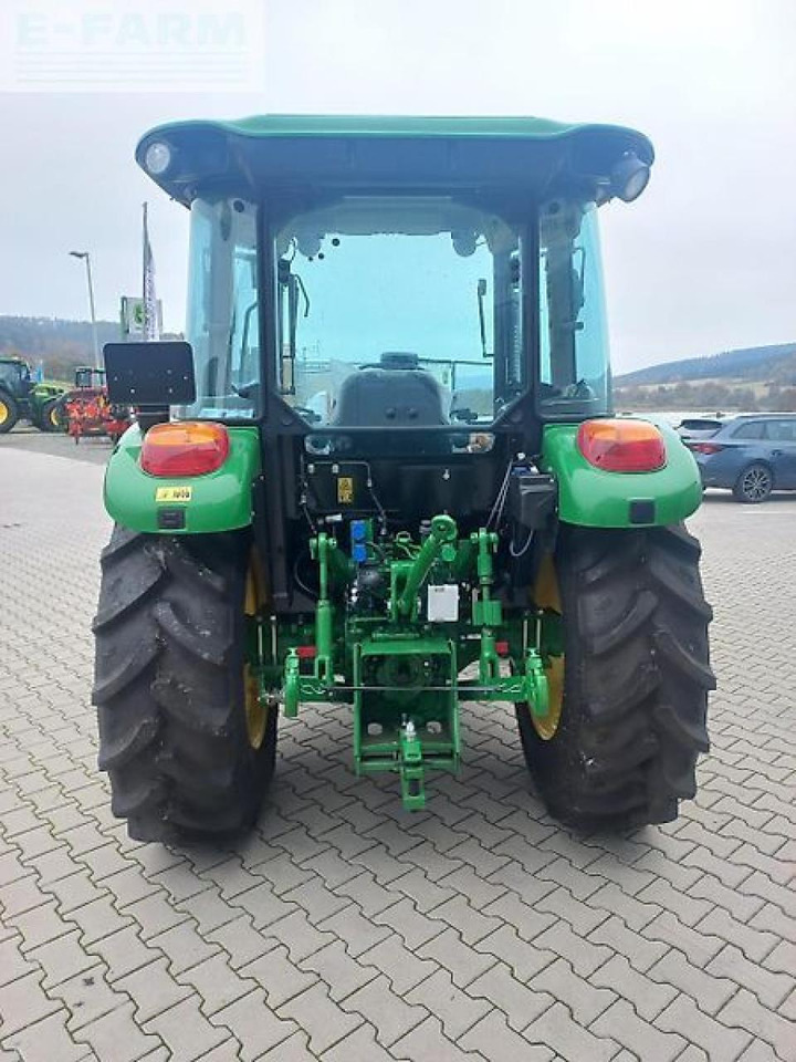 John Deere 5067e - Трактор: фото 3 John Deere 5067e - Трактор: фото 3