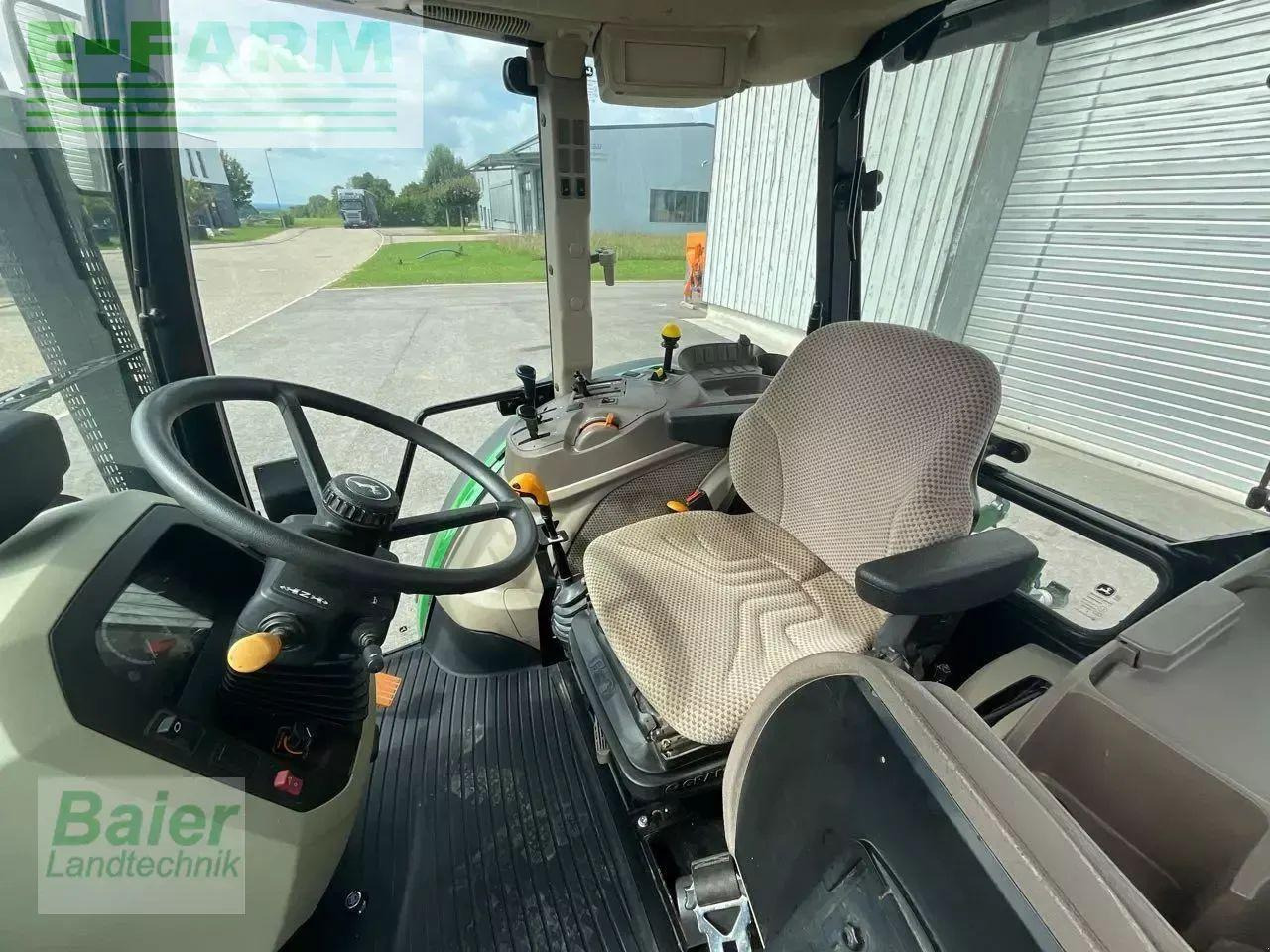 John Deere 5075 m - Трактор: фото 5 John Deere 5075 m - Трактор: фото 5