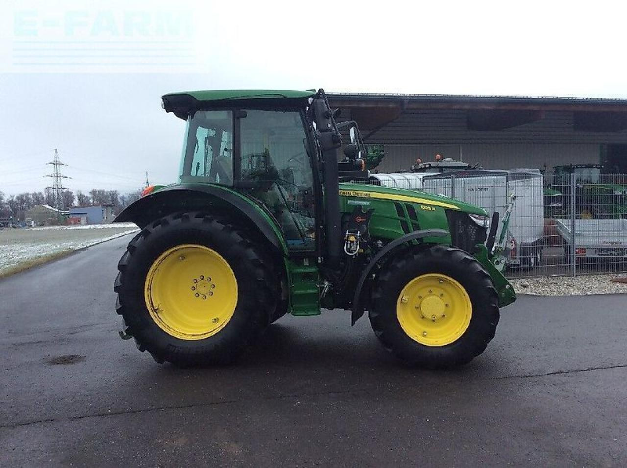 John Deere 5125 r - Трактор: фото 4 John Deere 5125 r - Трактор: фото 4