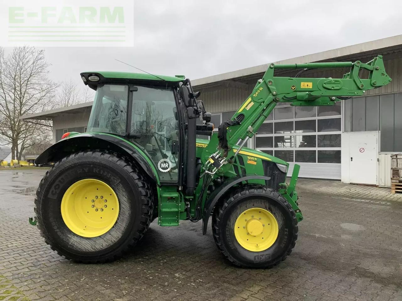 John Deere 5125r - Трактор: фото 5 John Deere 5125r - Трактор: фото 5