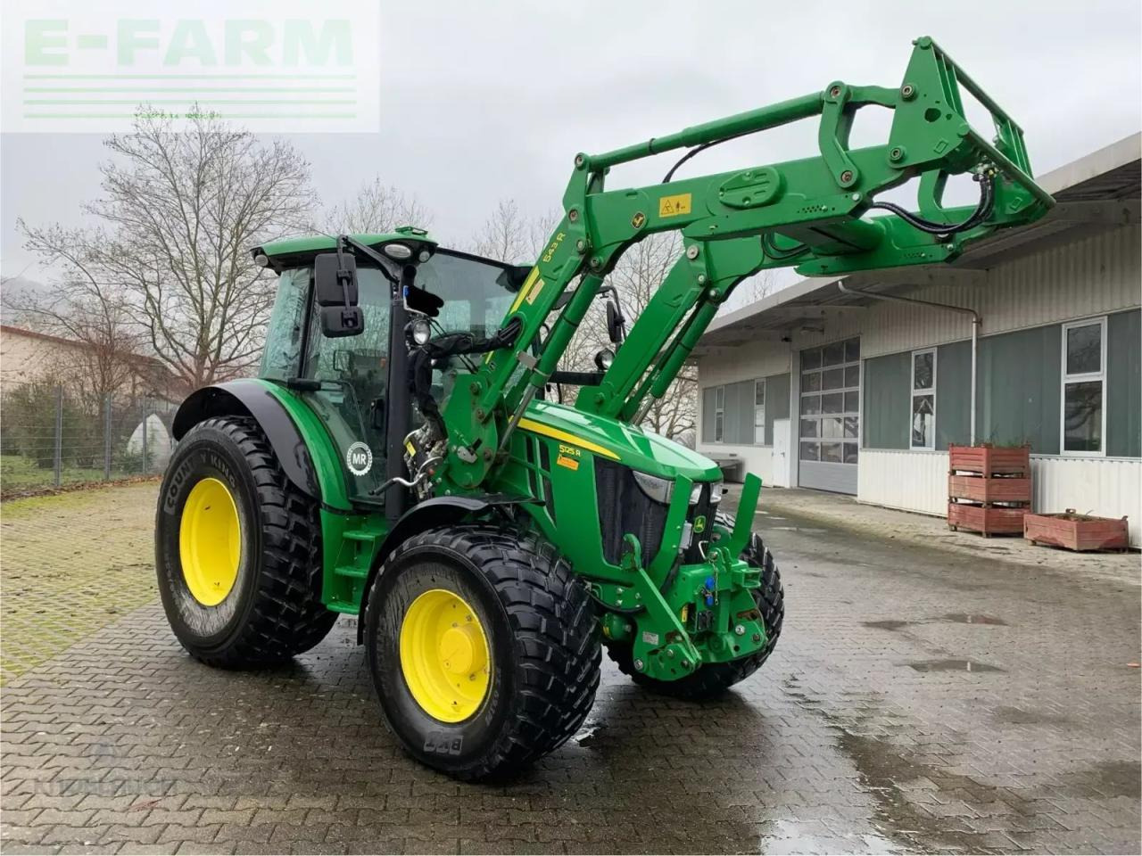 John Deere 5125r - Трактор: фото 3 John Deere 5125r - Трактор: фото 3