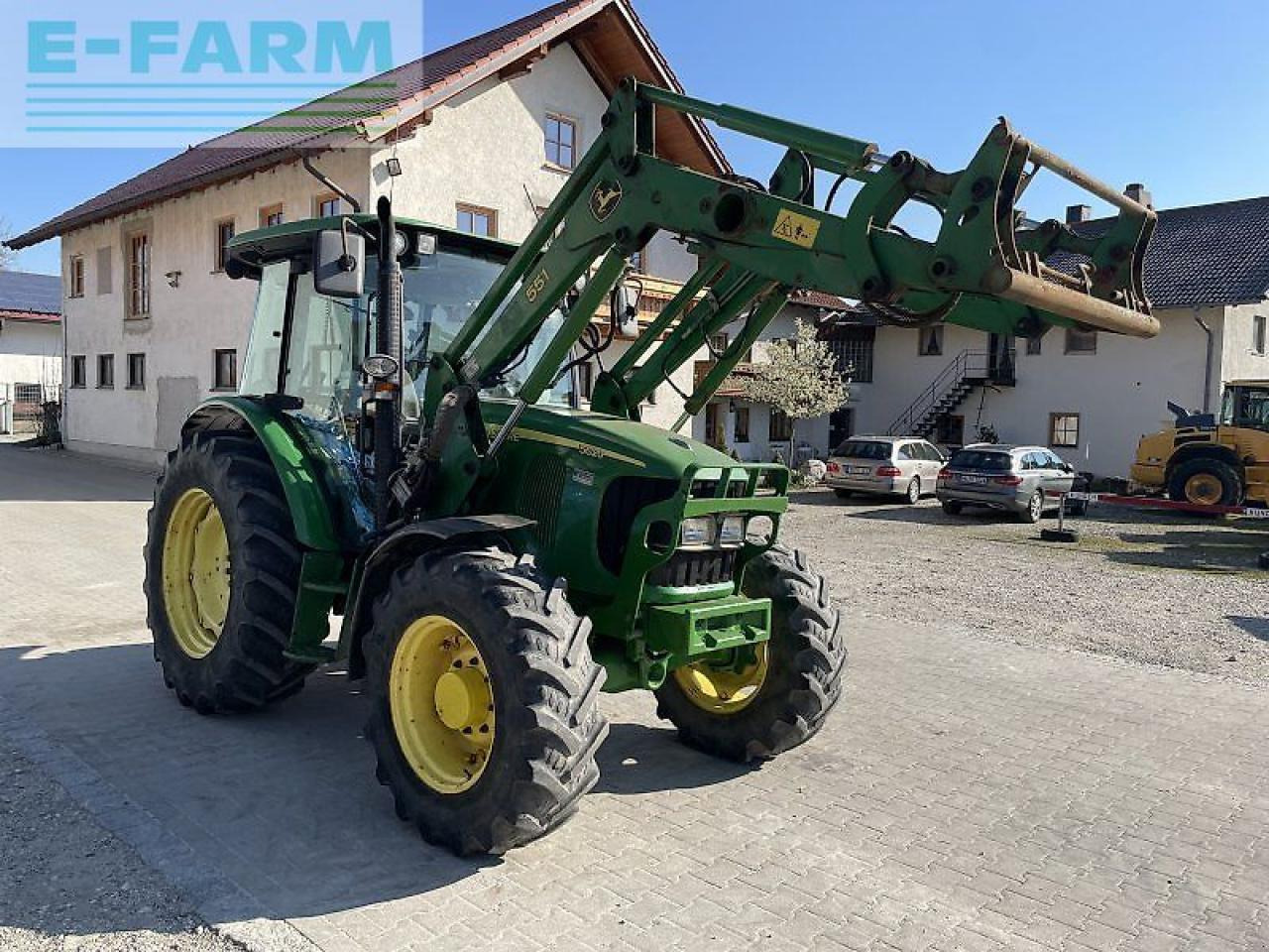 John Deere 5620 fl premium - Трактор: фото 1 John Deere 5620 fl premium - Трактор: фото 1