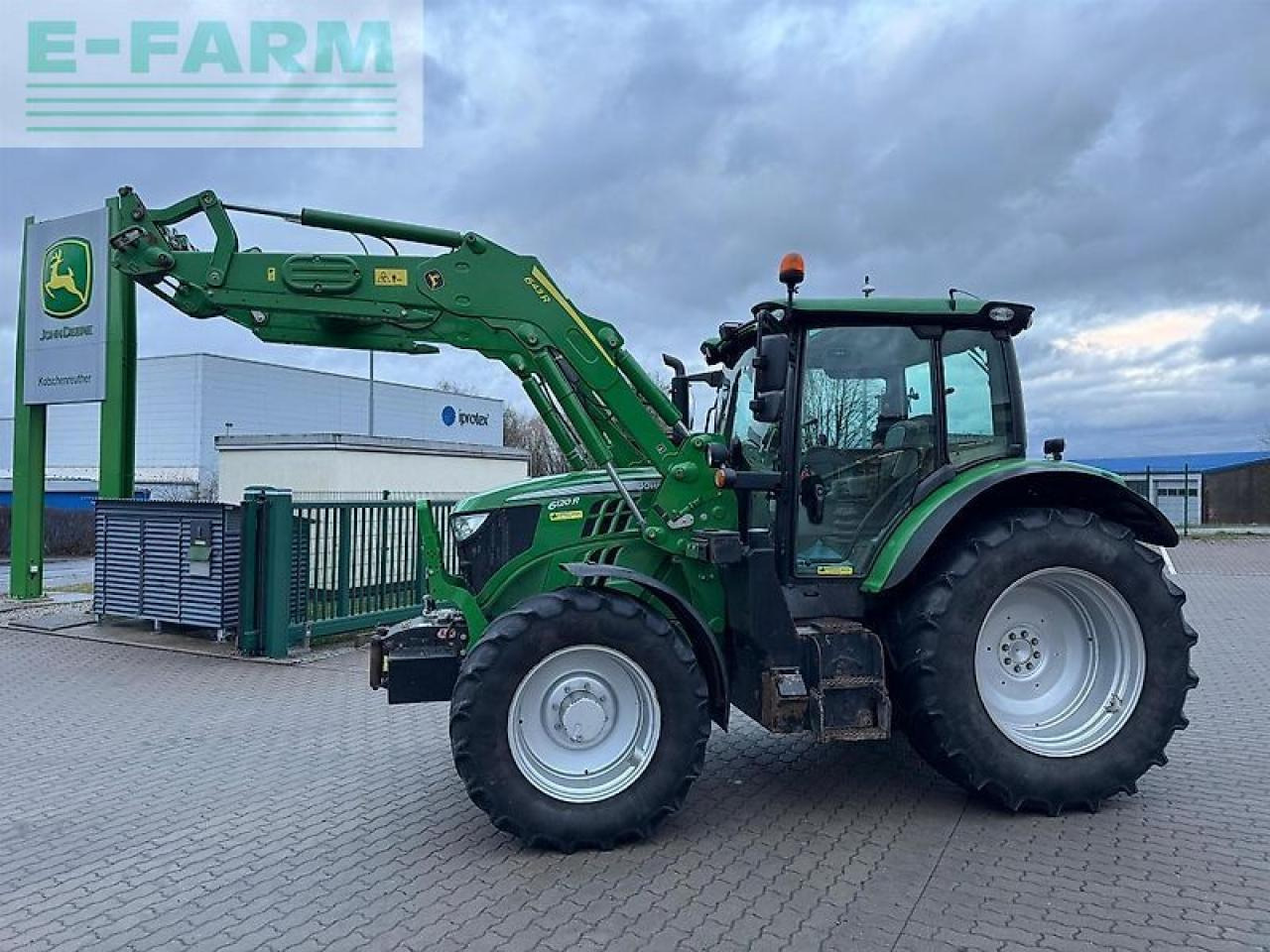 John Deere 6120r forstausrüstung - Трактор: фото 4 John Deere 6120r forstausrüstung - Трактор: фото 4