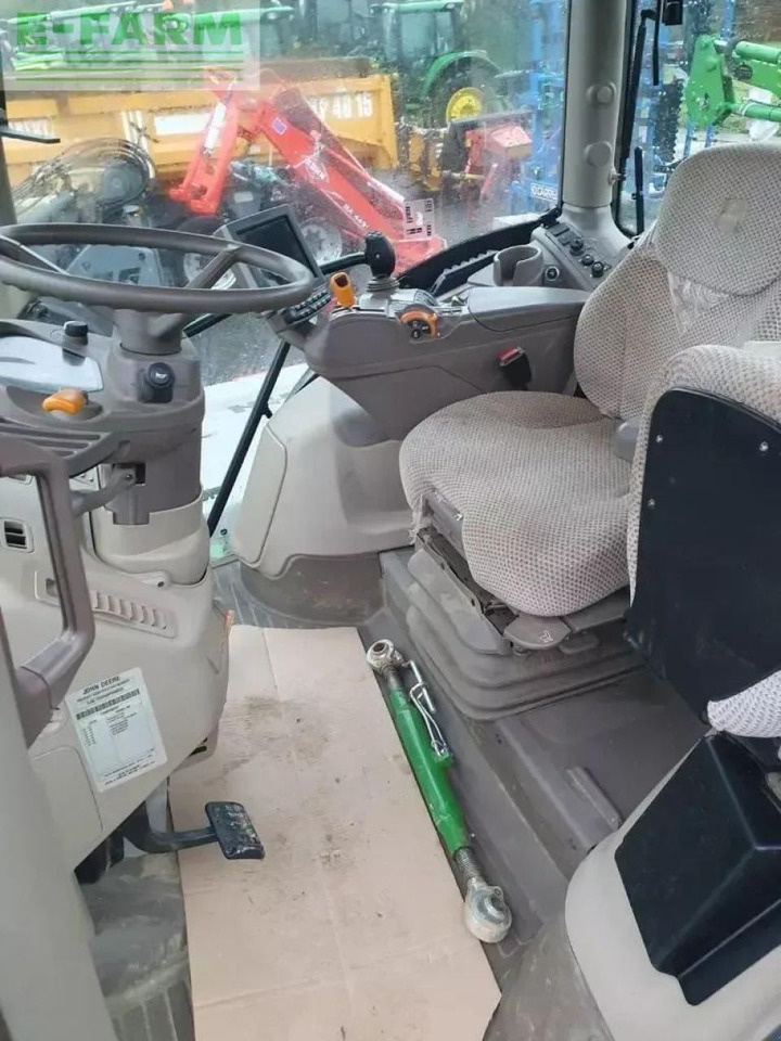 John Deere 6135r - Трактор: фото 2 John Deere 6135r - Трактор: фото 2