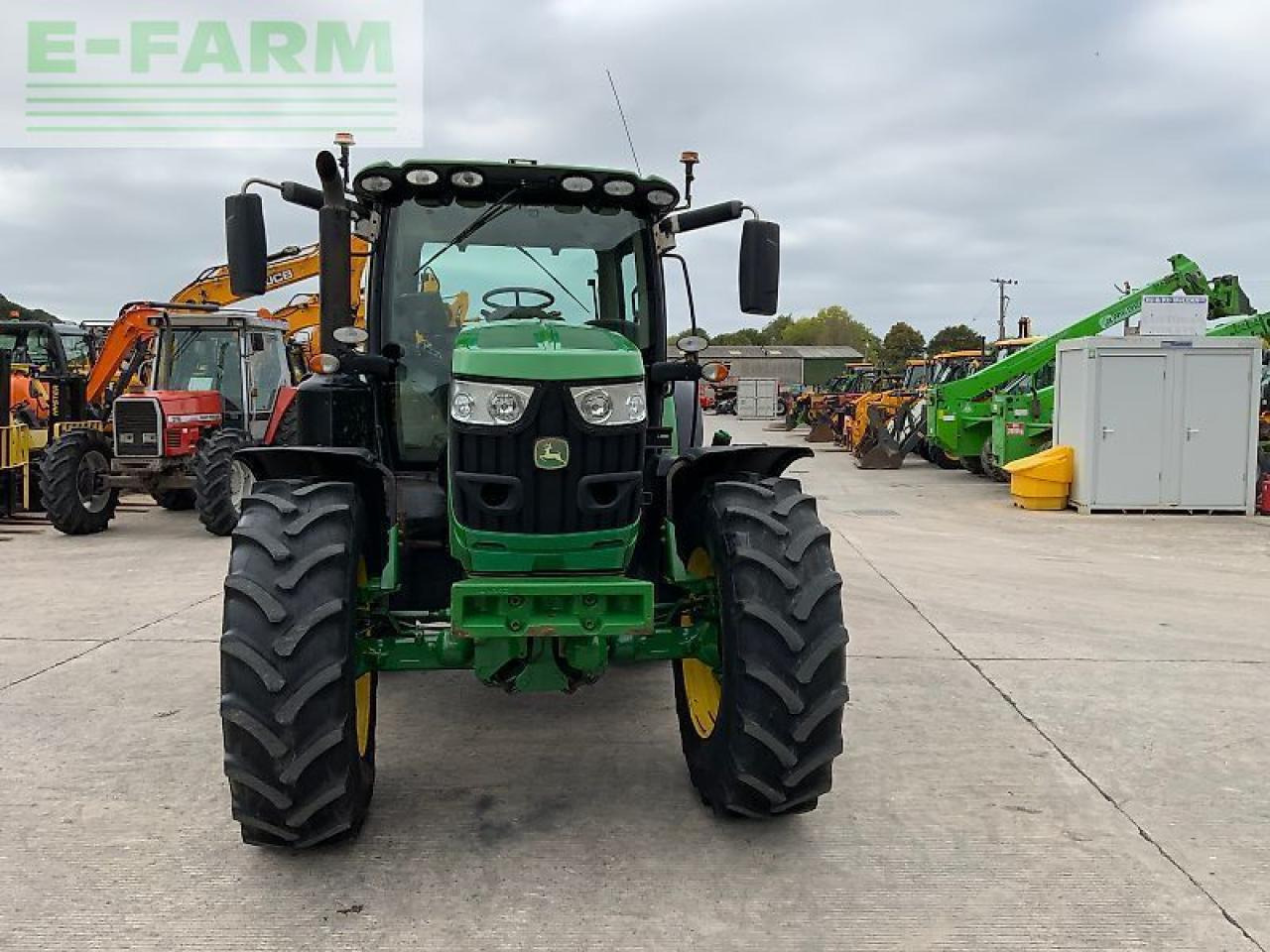 John Deere 6155r tractor (st24081) - Трактор: фото 4 John Deere 6155r tractor (st24081) - Трактор: фото 4