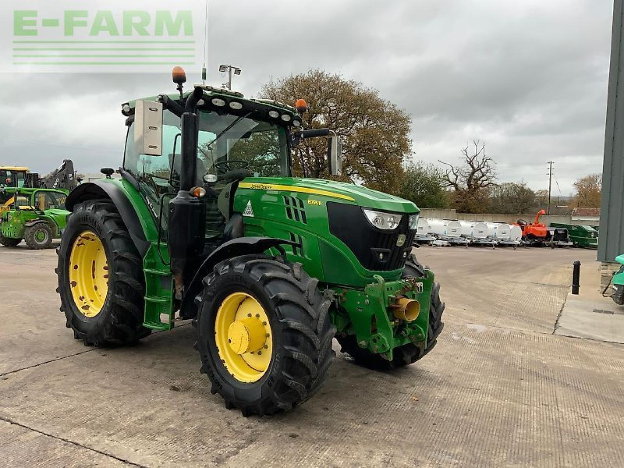 John Deere 6155r tractor (st25016) - Трактор: фото 3 John Deere 6155r tractor (st25016) - Трактор: фото 3