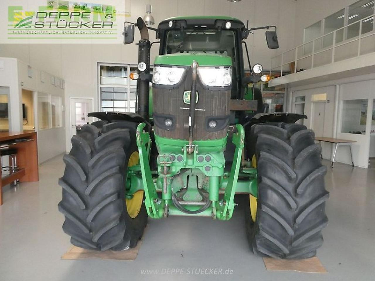 John Deere 6170m - Трактор: фото 2 John Deere 6170m - Трактор: фото 2