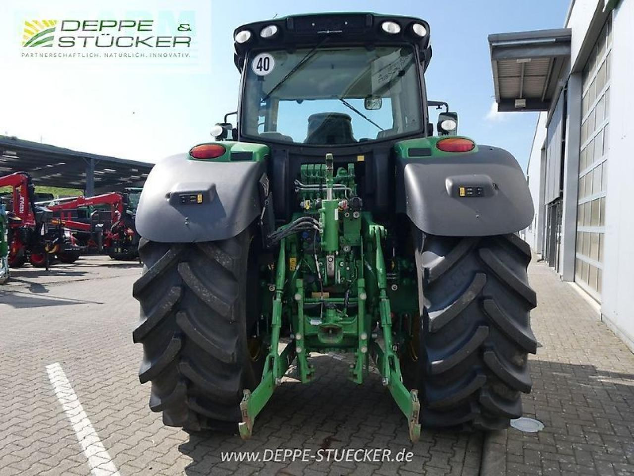 John Deere 6195r - Трактор: фото 5 John Deere 6195r - Трактор: фото 5