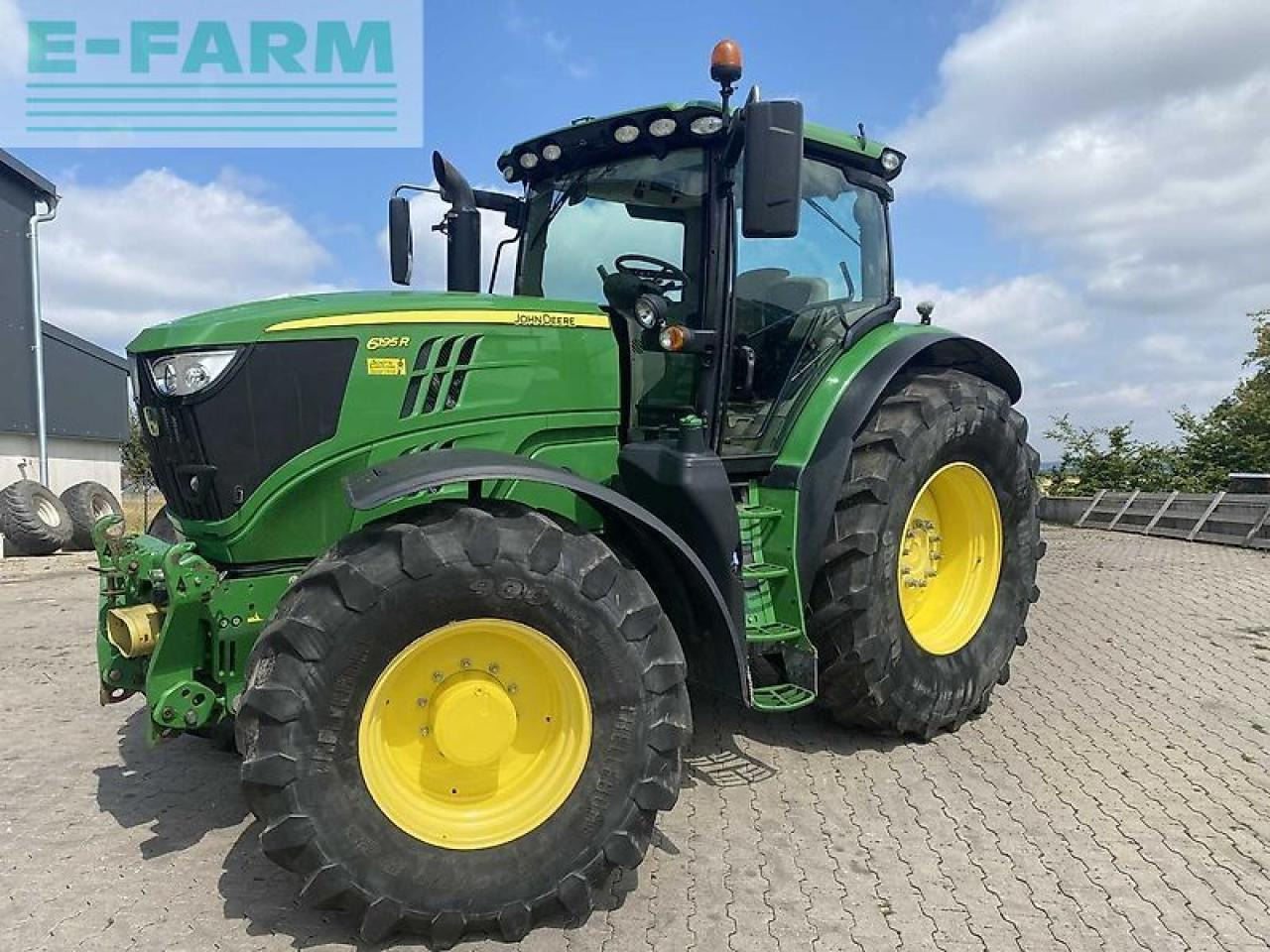 John Deere 6195r - Трактор: фото 5 John Deere 6195r - Трактор: фото 5