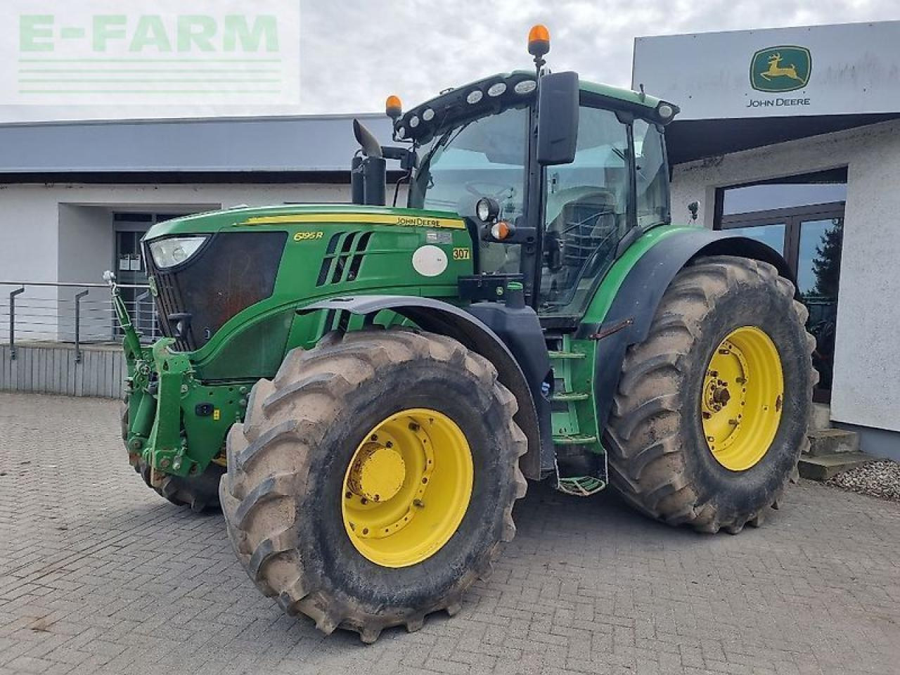 John Deere 6195r my17 ap 40 - Трактор: фото 1 John Deere 6195r my17 ap 40 - Трактор: фото 1