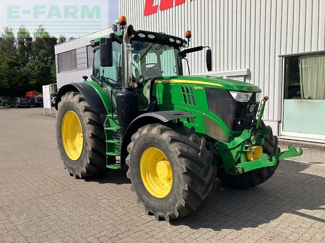 John Deere 6215 r - Трактор: фото 3 John Deere 6215 r - Трактор: фото 3