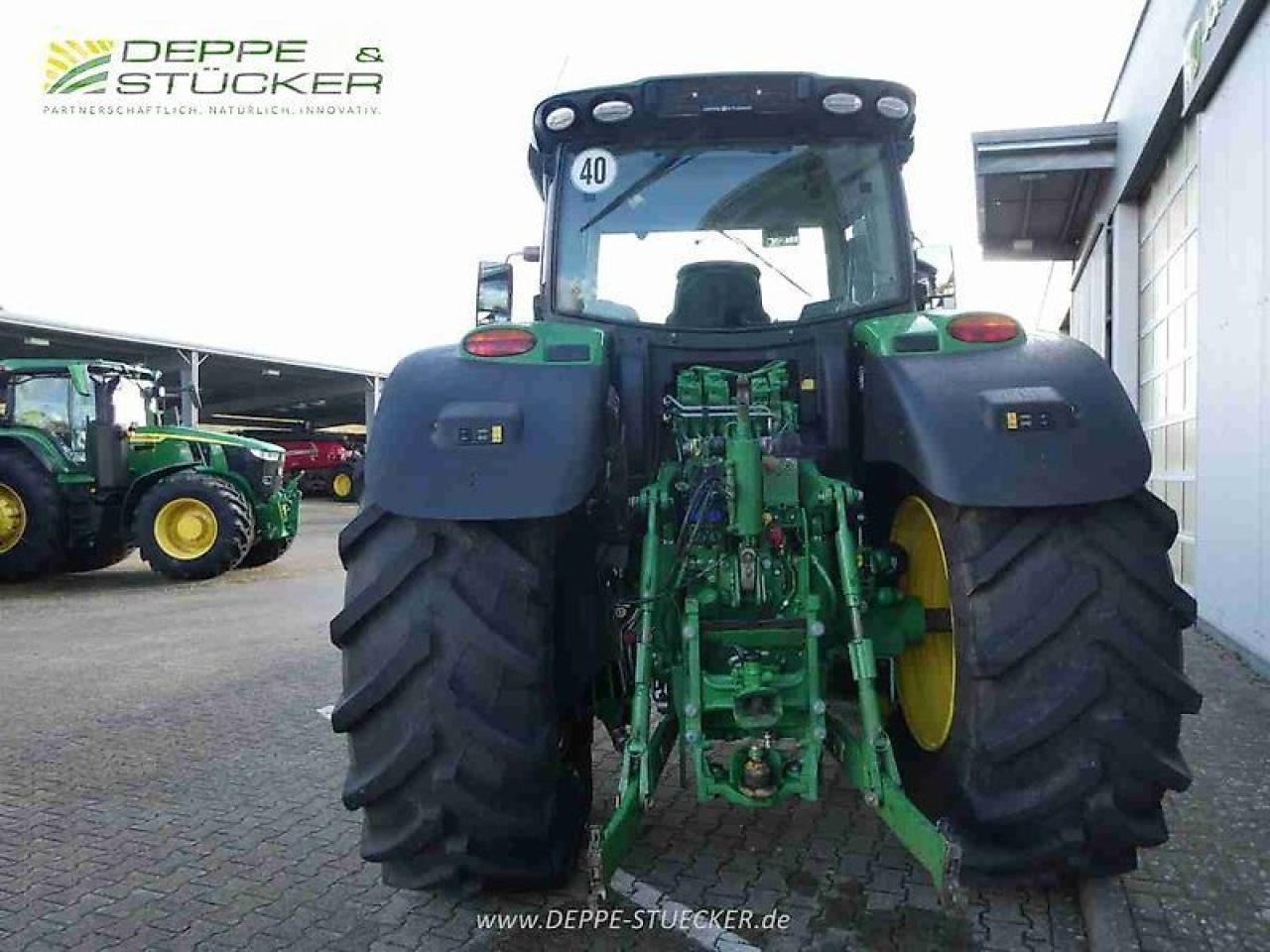 John Deere 6215r - Трактор: фото 5 John Deere 6215r - Трактор: фото 5