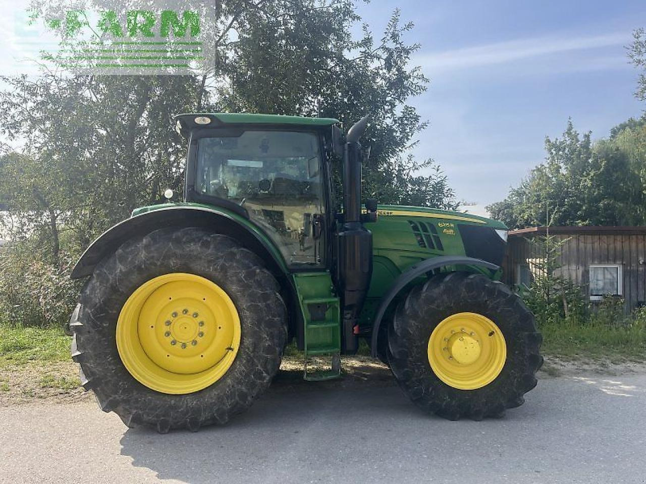 John Deere 6215r - Трактор: фото 3 John Deere 6215r - Трактор: фото 3