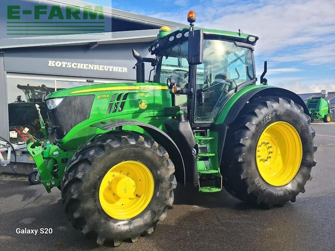 John Deere 6215r - Трактор: фото 1 John Deere 6215r - Трактор: фото 1